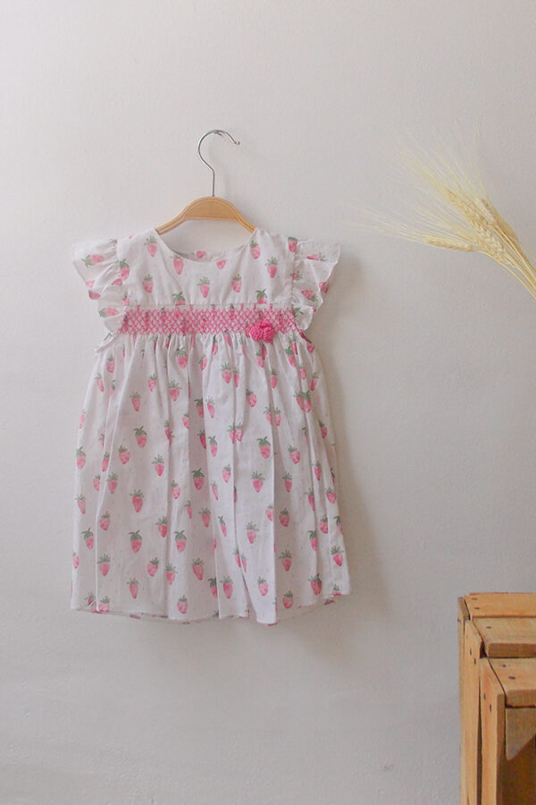 Vestido Infantil Fresas Portada